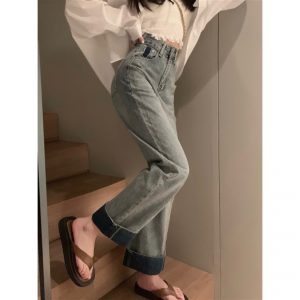 Real shot of blue high-waisted retro loose wide-leg pants for women's side stitching and rolling versatile jeans