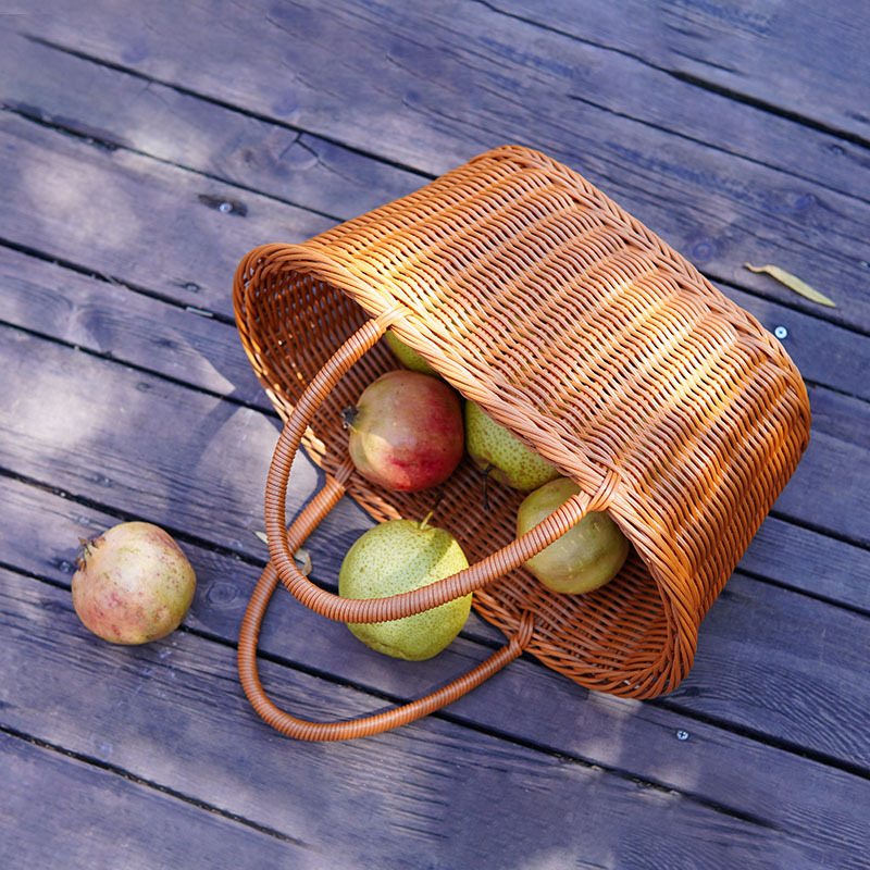 Retro imitation rattan carpentry basket household knitting vegetable basket outdoor picnic basket picking basket fruit gift basket