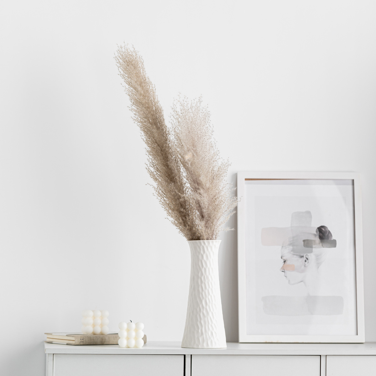 Ceramics, simple large vase, home decoration, white surface, fish scale pattern,