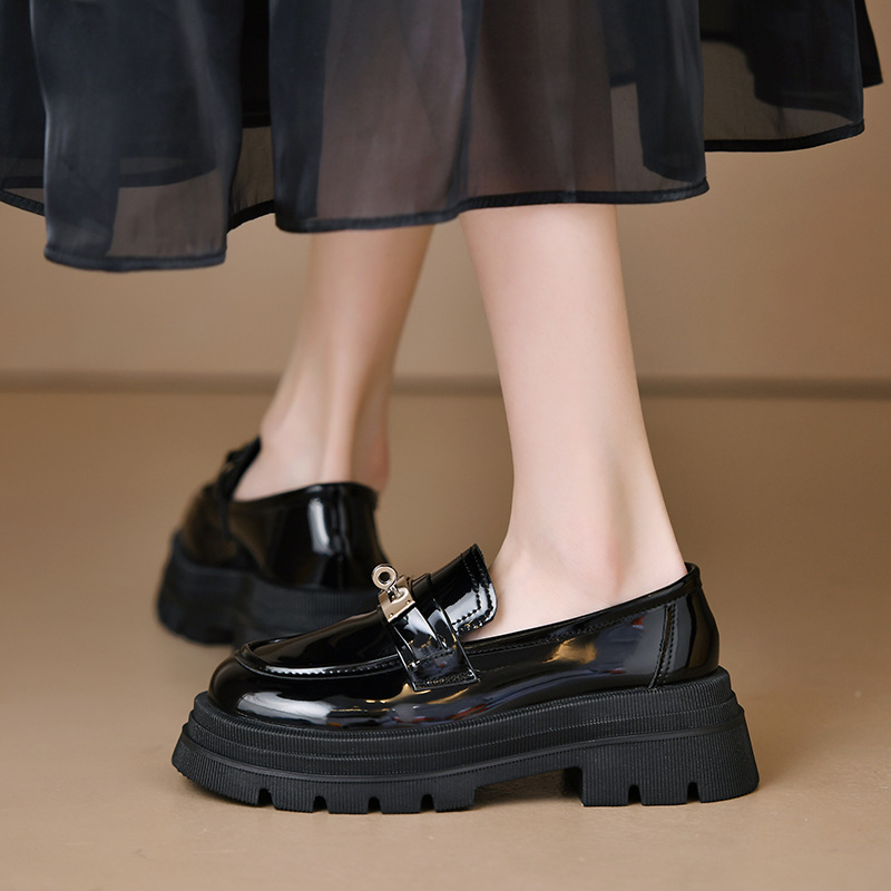 Locking British style small leather shoes for women in spring and summer single shoes thick sole height-enhancing simple casual shoes for women