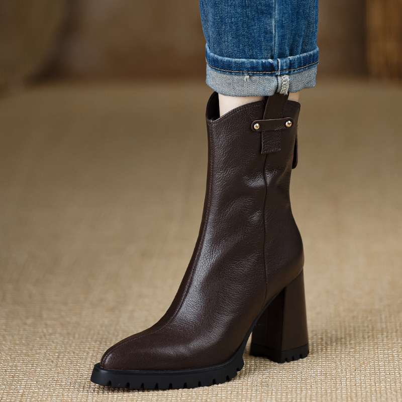 Small pointed toe Martin boots for women's soft leather thick heels thin boots for autumn and winter pointed toe super high heels short boots